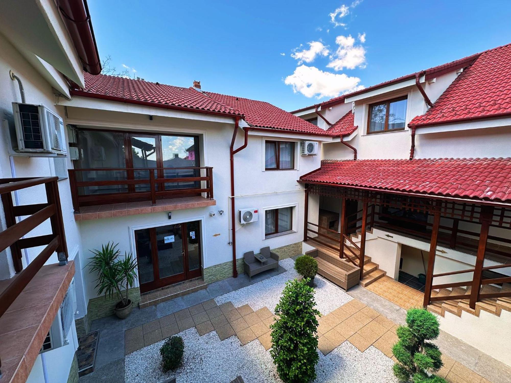 Dortin Arad Exterior foto